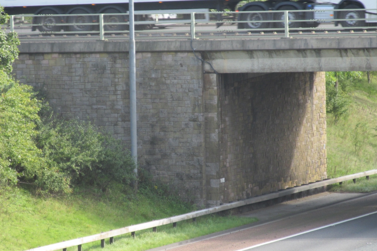 Structural Repairs CD Drive on M6 Motorway Bridge